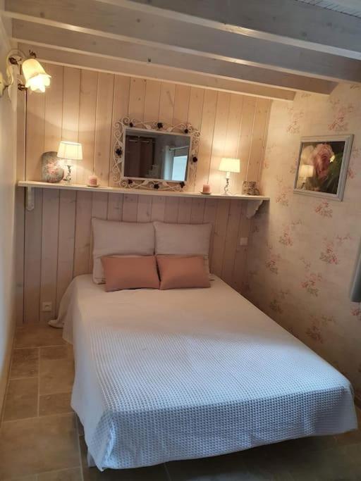 Gite Spacieux - 3 Chambres - Calme Et Charmant Cubnezais Экстерьер фото